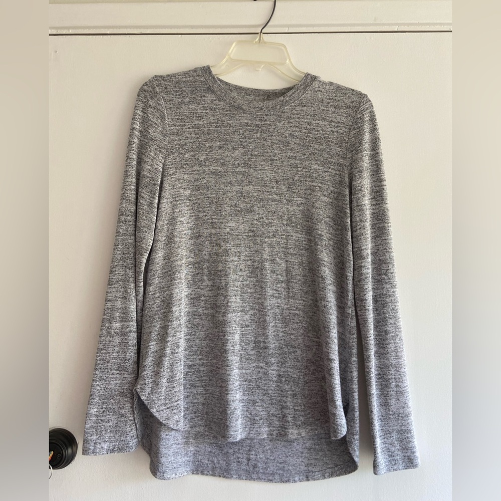 Gray Long Sleeve Knit Top